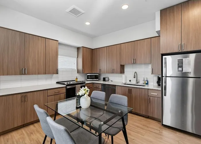 Apartment Relax On The Patio—tempe With Stadium Views