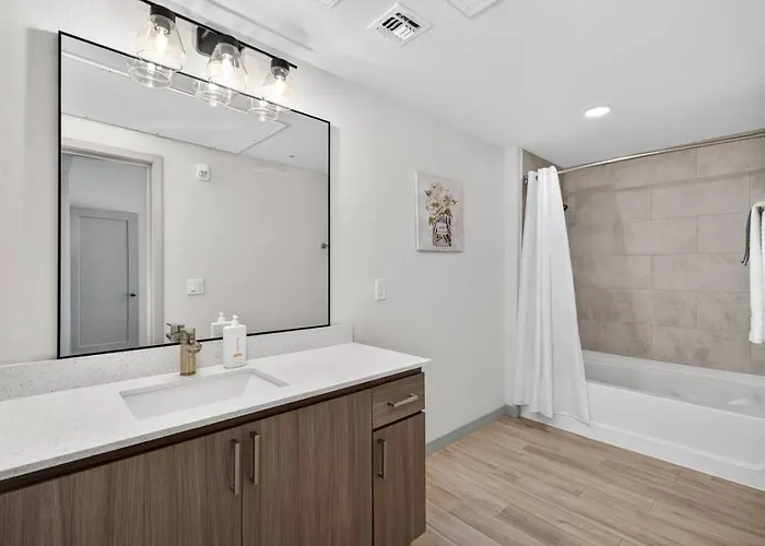 Relax On The Patio—tempe With Stadium Views * Tempe