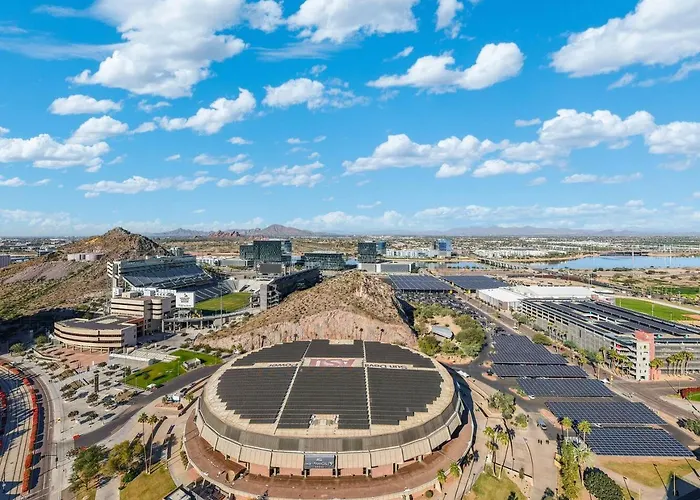 Relax On The Patio—tempe With Stadium Views Apartment *